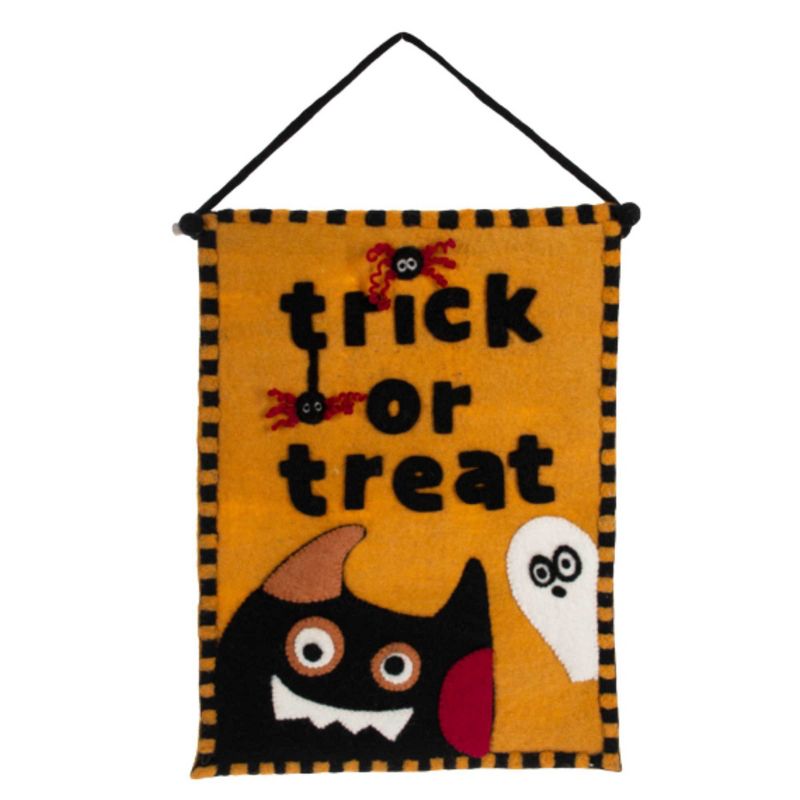 Ganz 22.5 Inch Trick Or Treat Wool Banner Owl Ghost Wall Decor Figurines, 1 of 4