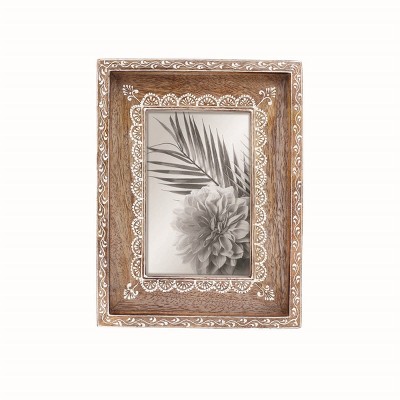 Natural Wood 4 x 6 inch Decorative Wood Picture Frame - Holds Three 4x6  Photos - Foreside Home & Garden