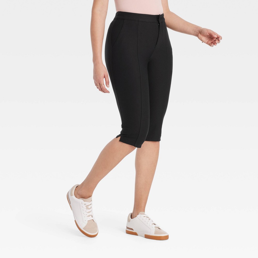 Womens High-Rise Tapered Capri Pull-On Pants