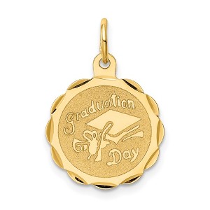 Black Bow Jewelry 14k Yellow Gold Graduation Day Brocaded Disc Charm or Pendant, 16mm - 1 of 4