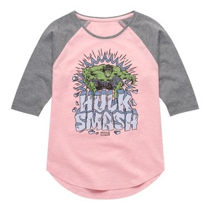 Girls' - Marvel - Hulk Smash Shirt Tail Raglan Graphic T-shirt - 1 of 4