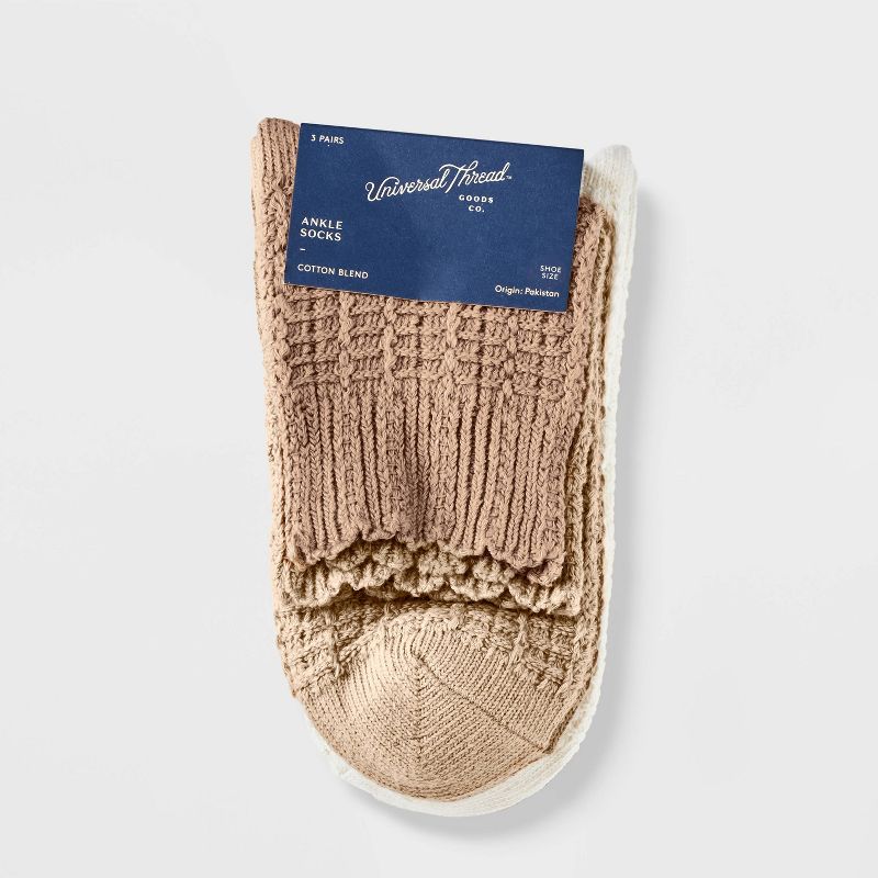 Women's Scallop Edge 3pk Ankle Socks - Universal Thread™ 4-10, 3 of 5