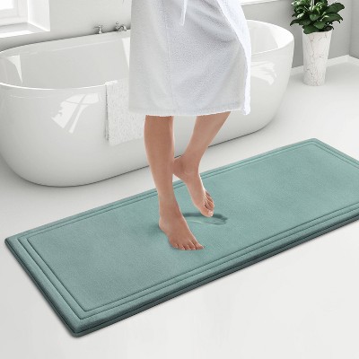 Aqua Quick Drying Memory Foam Bath Mat with Skid Resistant Base