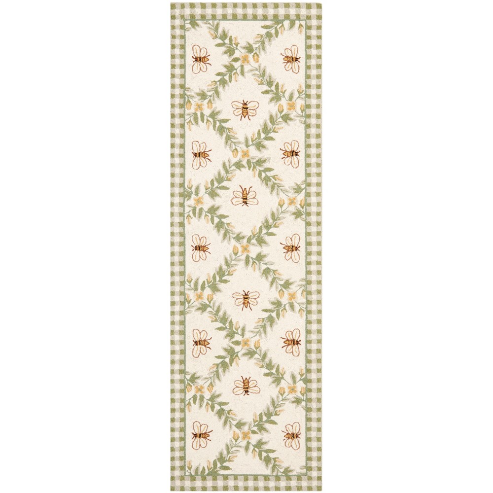 2'6inx6' Runner Bee Hooked Ivory/Green - Safavieh