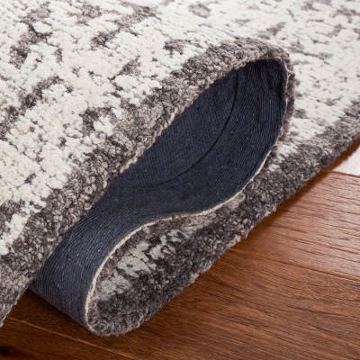 Elegant Floral Bliss Light Grey/Cream Synthetic 4' x 6' Area Rug
