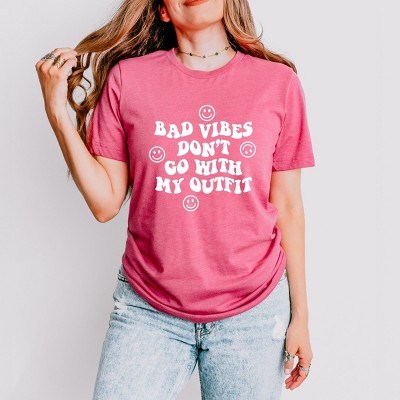Simply Sage Market Don't Go With My Outfit Smiley Face Short Sleeve Tee