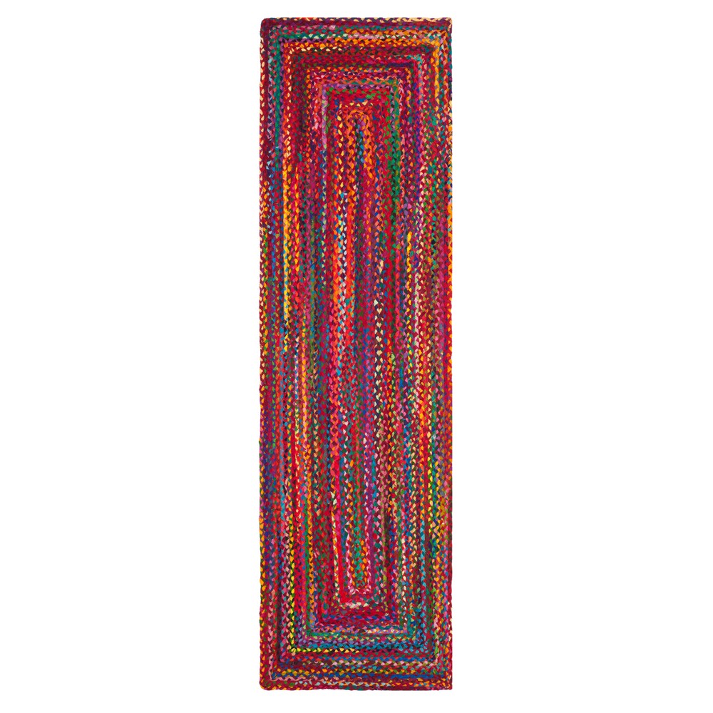 Red Swirl Woven Runner 2'3inx6' - Safavieh