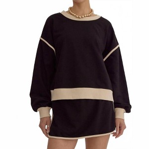 Women's Solid Contrast Trim Long Sleeve Top - entro M - 1 of 4