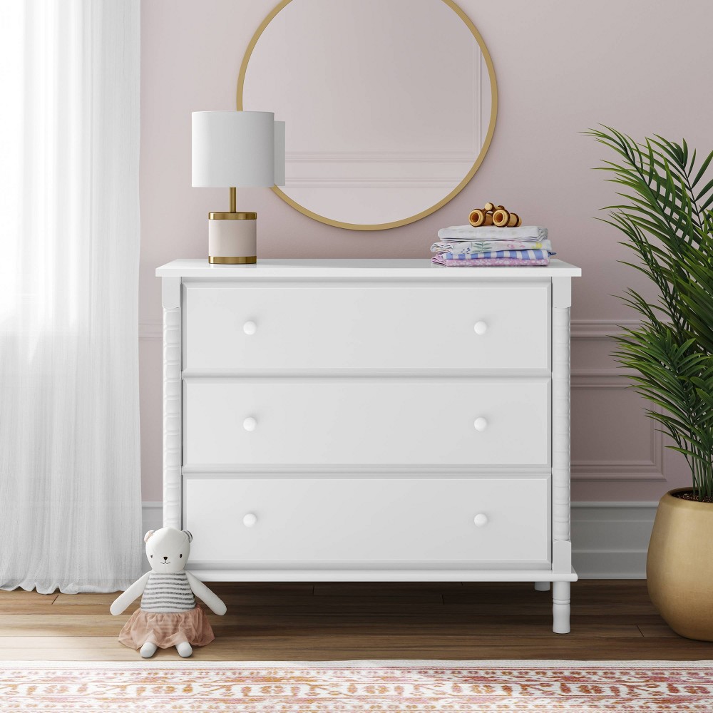 Photos - Dresser / Chests of Drawers DaVinci Jenny Lind Spindle 3-Drawer Dresser - White 