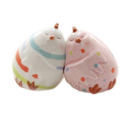 easter salt and pepper shakers