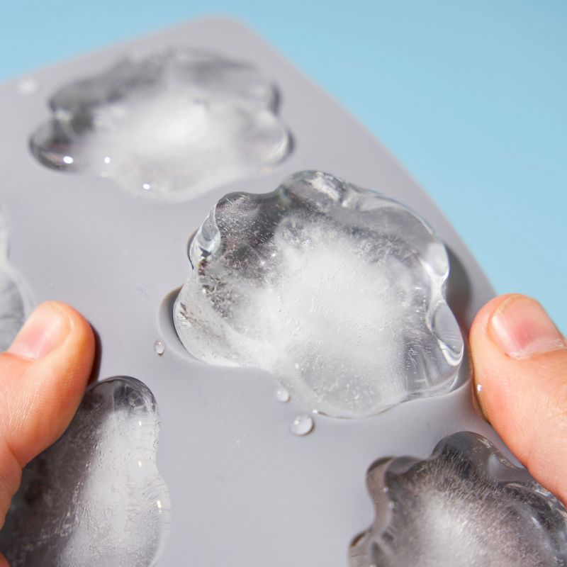 Cold Feet: Animal Paws Silicone Ice Cube Tray by TrueZoo, 3 of 11