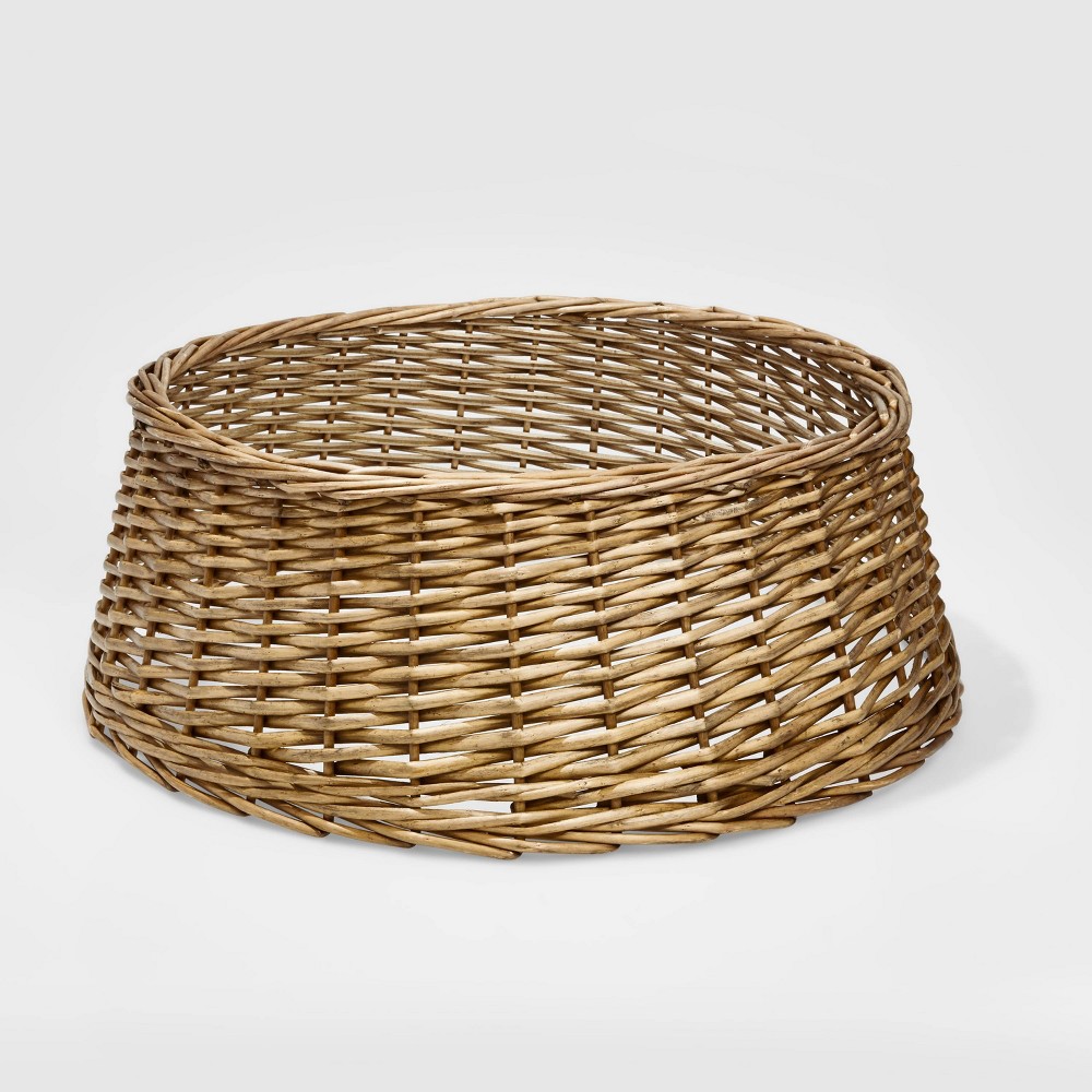 26in Split Willow Christmas Tree Collar - Wondershop