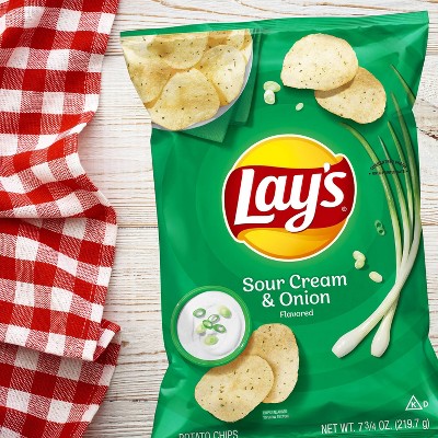 Lay's Sour Cream & Onion Flavored Potato Chips - 7.75oz