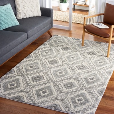 Handmade Gray and Light Gray Synthetic Shag Rug, 4' x 6'
