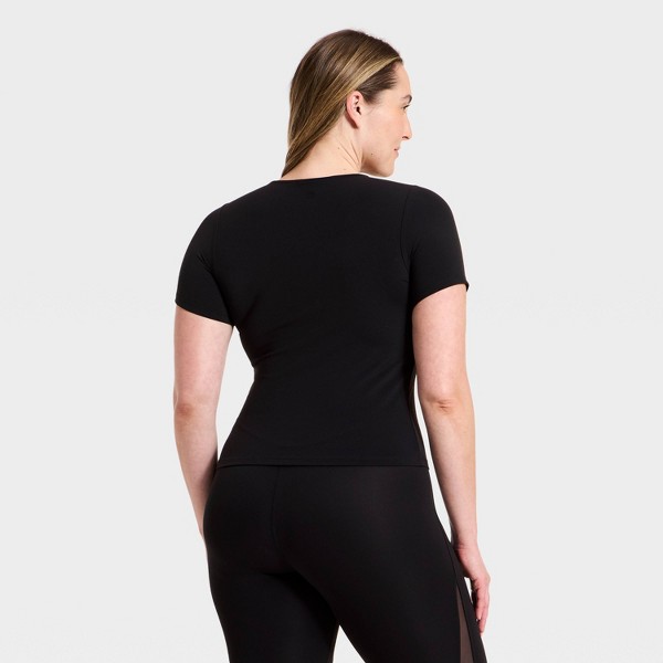 Playera de manga corta para mujer, suave y cropped - All In Motion™ 7