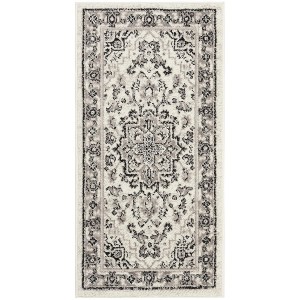 Skyler SKY126 Power Loomed Indoor Rugs - Safavieh - 1 of 4