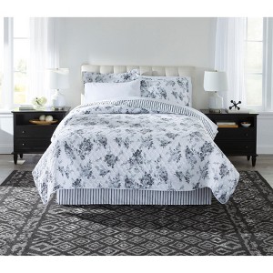 BrylaneHome Reversible 8 Piece Bed In A Bag Quilt Set - 1 of 2