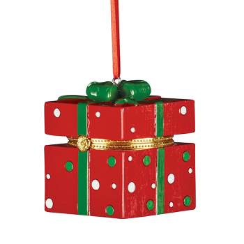 Christmas Ball Ornament - Snowflakes w/Red Berries (D1005)
