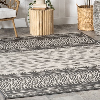 Reversible Gray Synthetic 7'6" x 10'9" Easy-Care Outdoor Area Rug