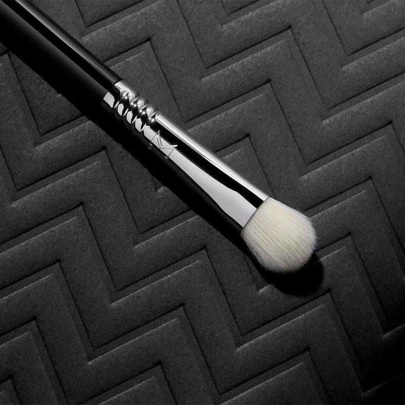Sigma Beauty E28 Detailed Buffer™ Brush, 4 of 6