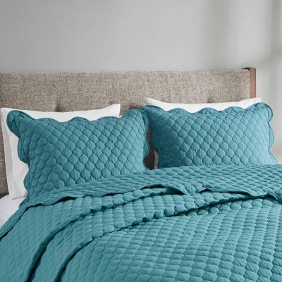Teal King Reversible Microfiber Quilt Set with Scallop Edges