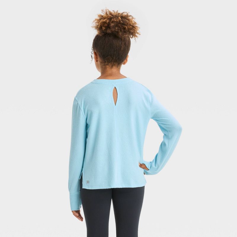 Girls&#39; Cozy Pullover - All In Motion™, 3 of 5