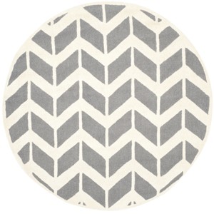 Cambridge CAM718 Tufted Indoor Rug - Safavieh - 1 of 2