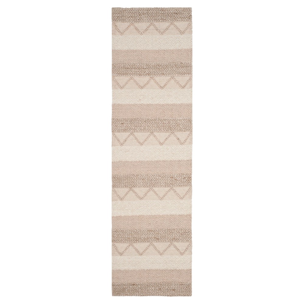 2'3inx8' Beige Stripe Tufted Runner - Safavieh