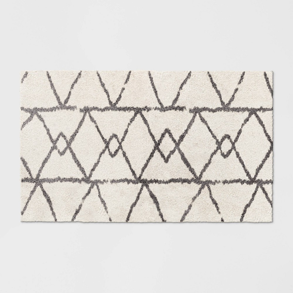 2'5inx4' Geometric Design Woven Accent Rug White - Project 62™