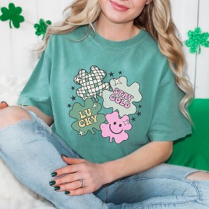 Simply Sage Market Women's Stay Gold Lucky Shamrocks Short Sleeve Garment Dyed Tee - 1 of 4