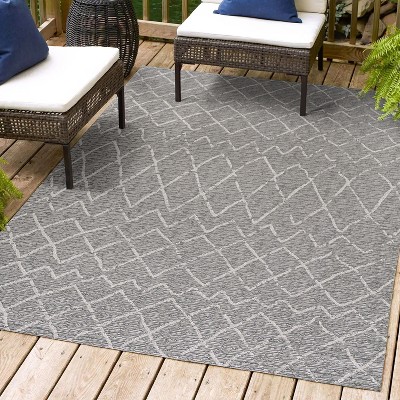 Modern Bohemian Gray/Cream Geometric 8'x10' Indoor/Outdoor Rug