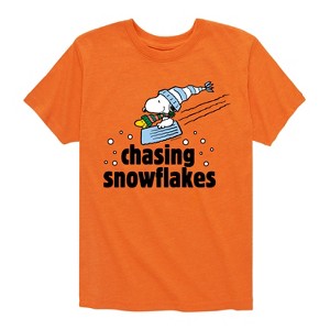 Boys' - Peanuts - Snoopy & Woodstock Chasing Snowflakes Christmas Short Sleeve Graphic T-Shirt - 1 of 4