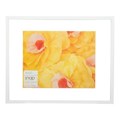 16" x 20" Float To 11" x 14" Frame White - Gallery Solutions