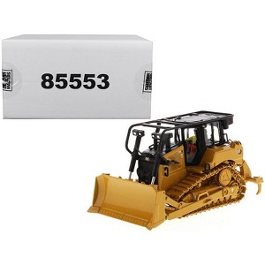 CAT Caterpillar D6 Track Type Tractor Dozer with SU Blade and Operator "High Line" Series 1/50 Model by Diecast Masters - 1 of 4