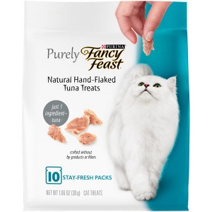 Purina Fancy Feast Purely Hand-Flaked Tuna Meaty Cat Treats - 1.06oz/10ct Pack - 1 of 4