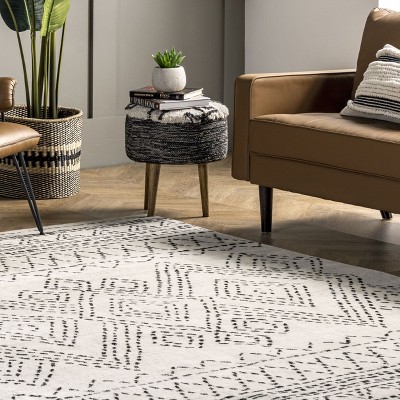 Gray Rectangular Stain-Resistant Synthetic Area Rug 5' x 8'