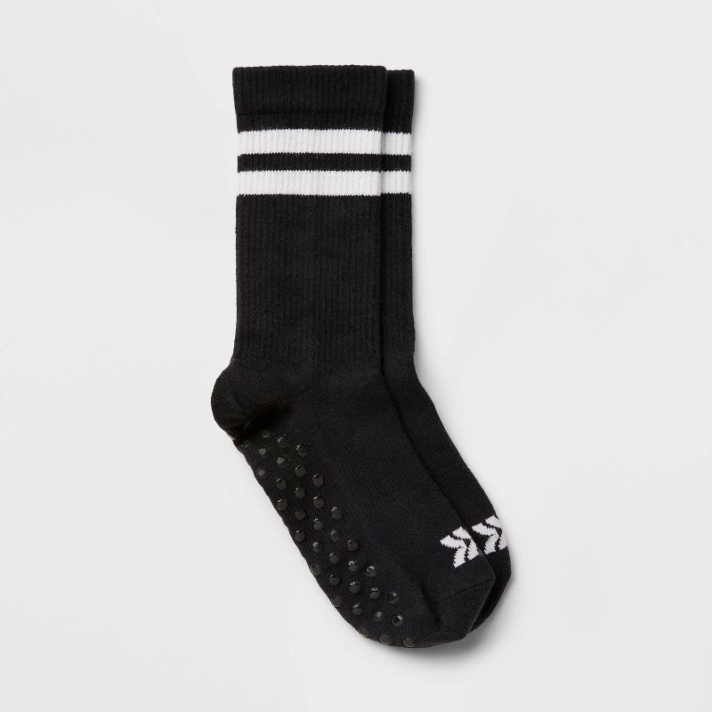 Women's Varsity Stripe Yoga Crew Socks - All in Motion™ Black 4-10