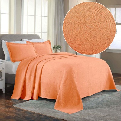 Celtic Circles Cotton Matelasse Decorative Bedspread and Pillow Sham Set by Blue Nile Mills