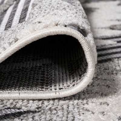 Modern Geometric Gray/White/Black Synthetic Indoor/Outdoor Area Rug