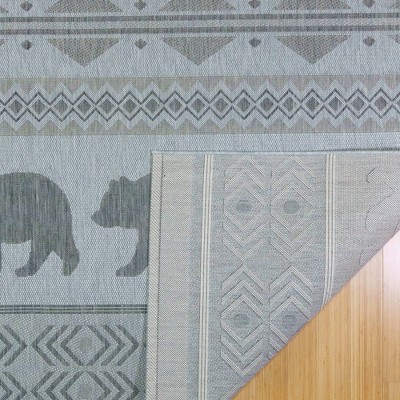 Ash Gray Bear Print Synthetic 5' x 7' Outdoor Rug