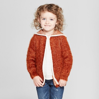 2t cardigan girl