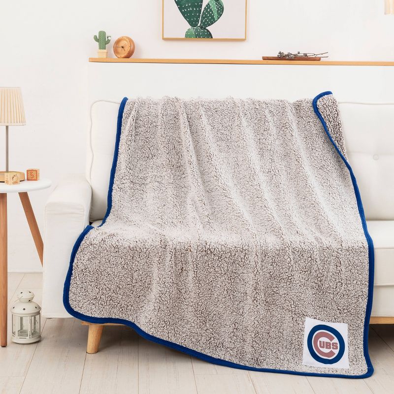 MLB Chicago Cubs Two-Tone Faux Shearling Throw Blanket, 2 of 4