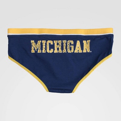 NCAA Michigan Wolverines Boyshorts with Vintage Screenprint - Navy S