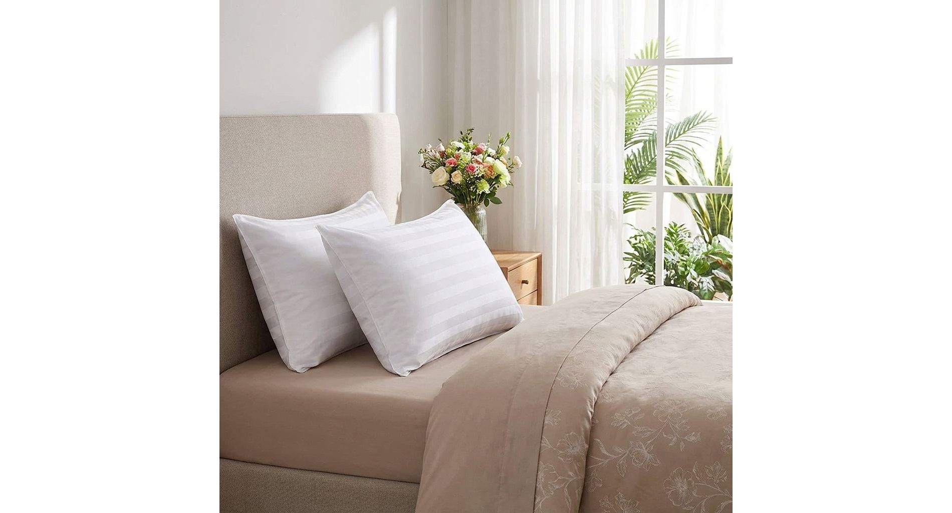 Hotel Collection Bed Pillows for Sleeping 2 Pack Queen Size，Pillows for Side and Back Sleepers,Super Soft Down Alternative Microfiber Filled Pillows
