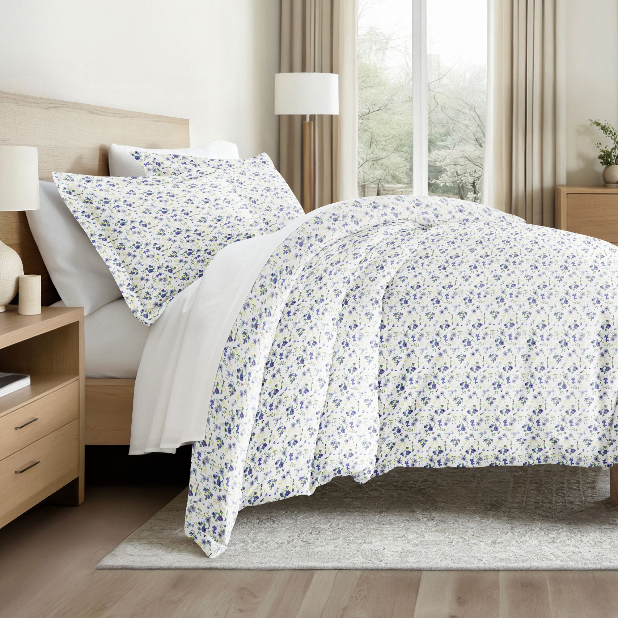 Soft Farmhouse Florals Premium 3PC Duvet Cover & Shams Set, Ultra Soft - Becky Cameron, Blossoms / Light Blue, King/California King