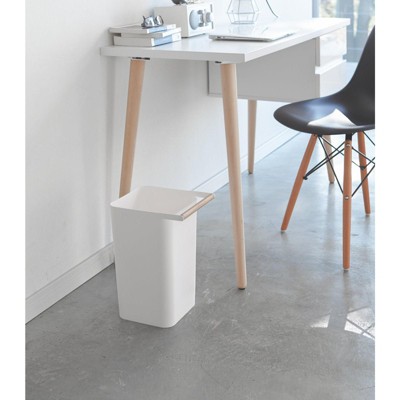 Slim Blue Plastic Trash Can with Wooden Handle, 2.5 Gallons