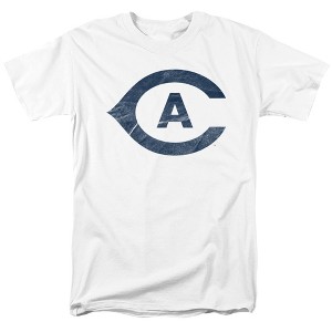 Men's University of California Davis Official Distressed Primary Logo T-Shirt - 1 of 4