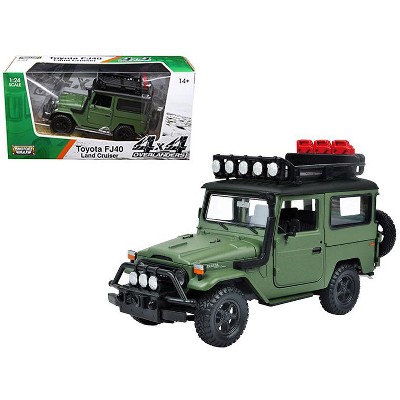 Toyota FJ40 Land Cruiser Matt Green "4x4 Overlanders" Series 1/24 Diecast Model Car by Motormax