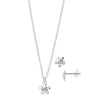 FAO Schwarz Snowflake Necklace and Earring Set