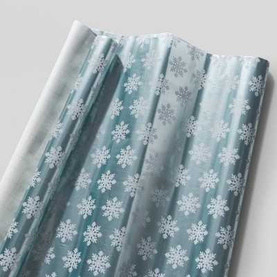 25 sq ft Snowflake Gift Wrap Light Blue - Wondershop™